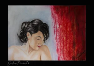 L'immagine ritrae un dipinto a mezzobusto di una giovane donna colta in un momento di pacata introspezione.