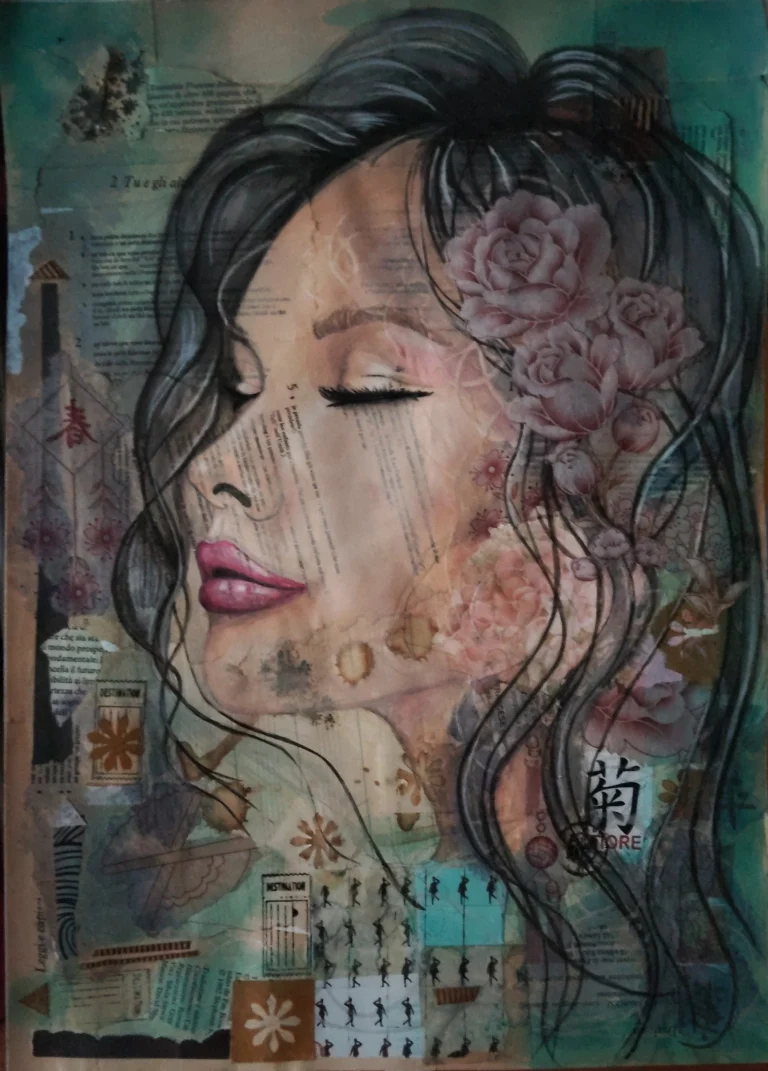 Ritratto di una figura femminile in equilibrio tra sogno e realtà. Uso del collage di recupero, creando un ritratto intimo e collettivo
